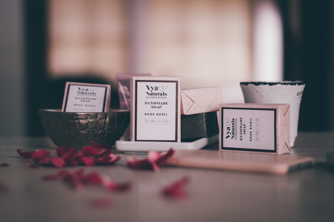 beauty gift spa aftercare — Luxury Lashes Federal Way WA