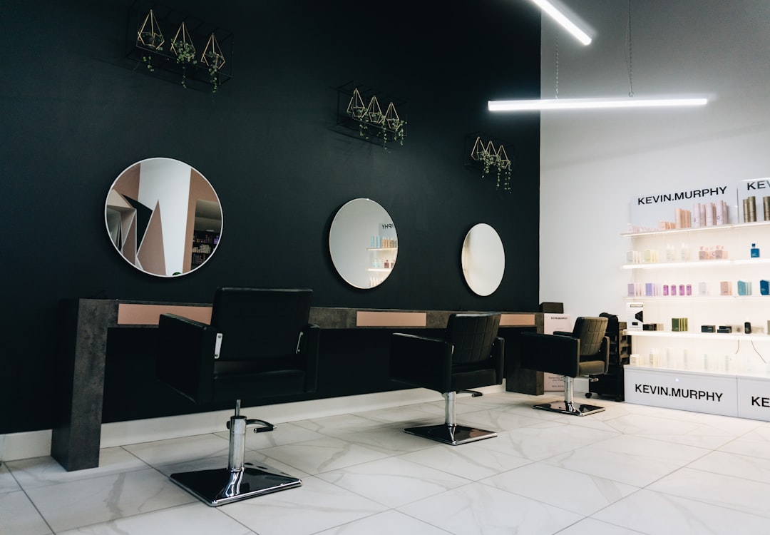 Best Eyelash Extensions in Federal Way: What to Look For