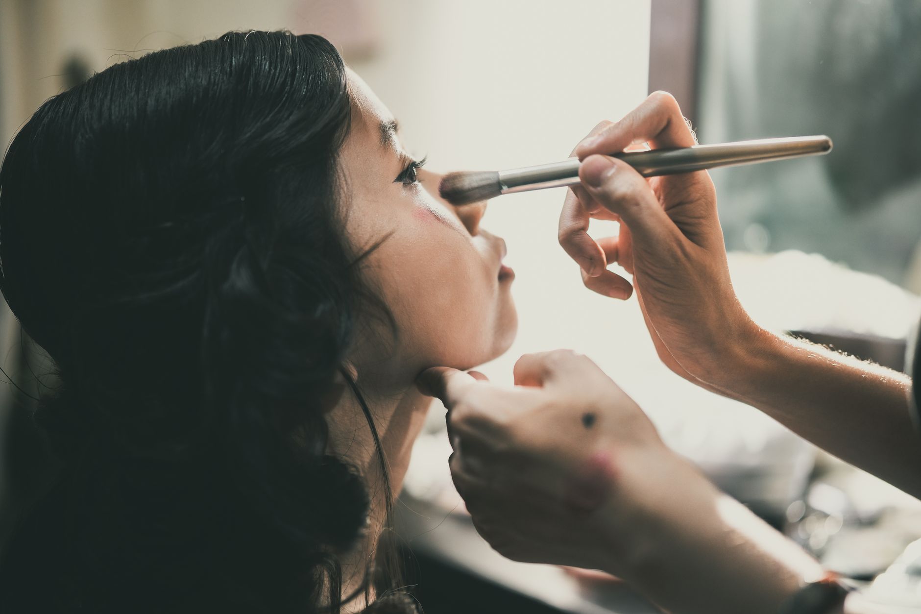 makeup contouring tips — Luxury Lashes Federal Way WA