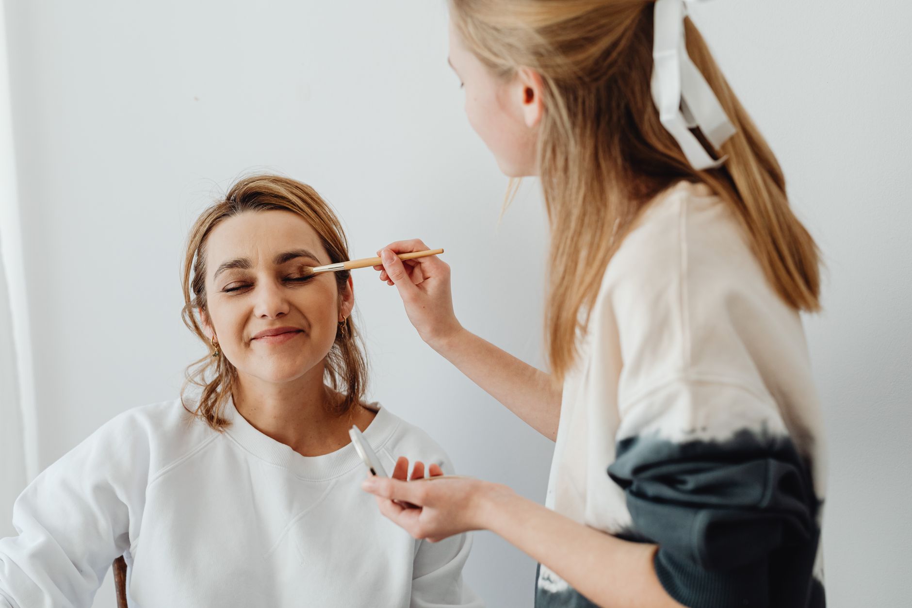 eyebrow growth serum example — Luxury Lashes Federal Way WA