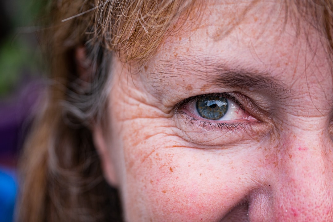eyelash extension safety tips — Luxury Lashes Federal Way WA