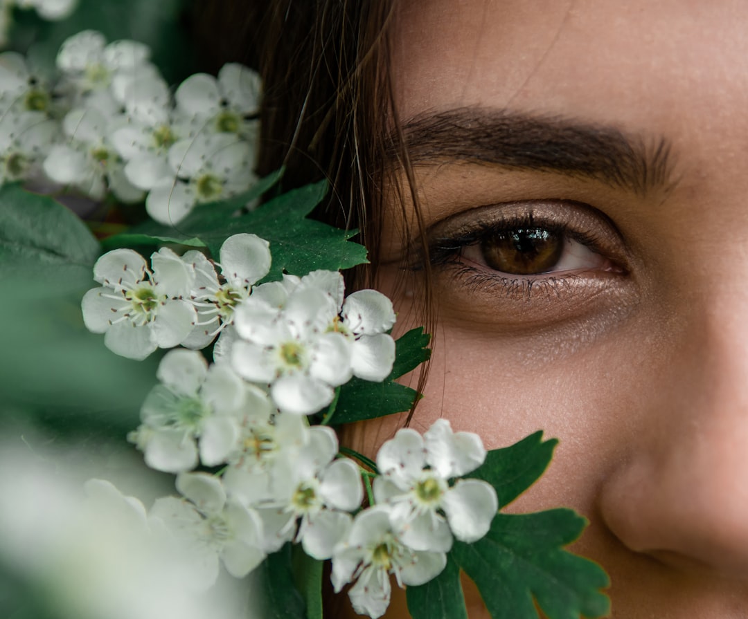 Eyelash Extensions for Sensitive Eyes: What to Know — Luxury Lashes Federal Way WA