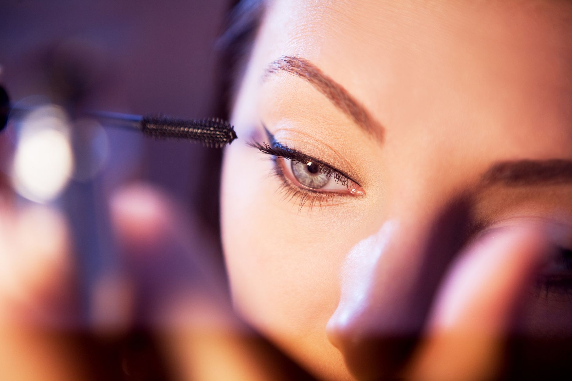 applying false lashes example — Luxury Lashes Federal Way WA