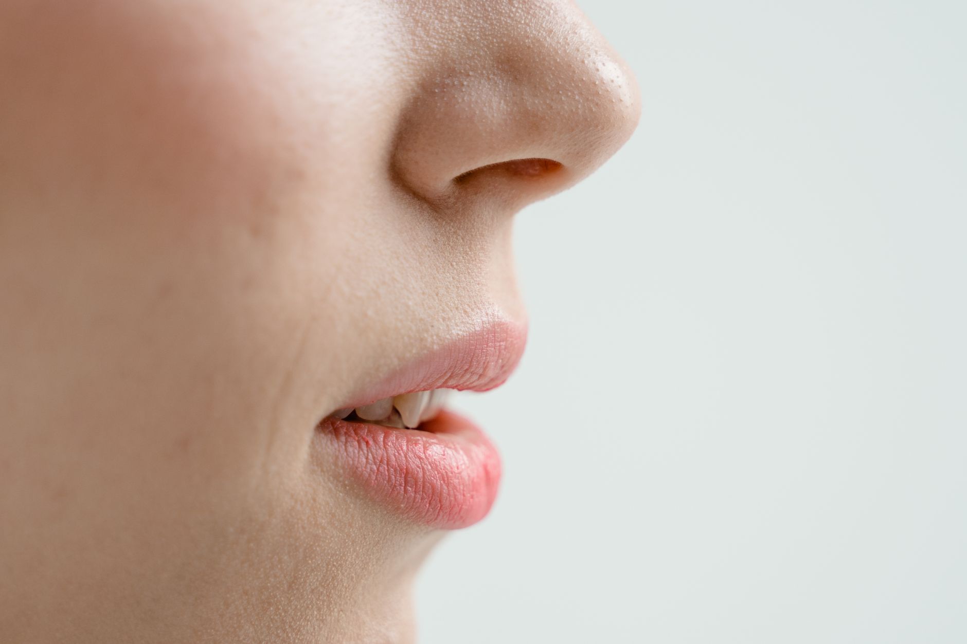 How to Get Rid of Blackheads (the Right Way)