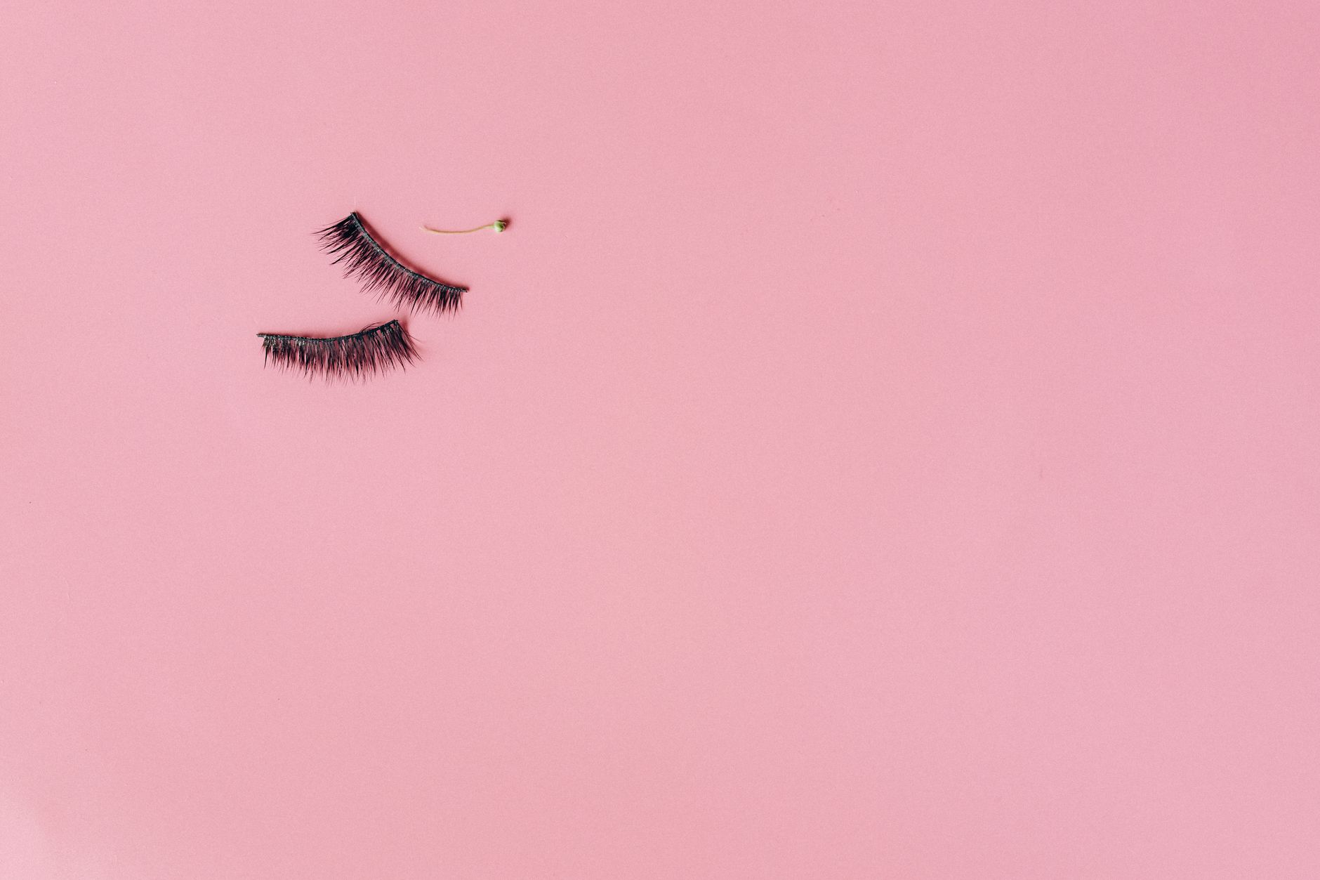 What Are Wispy Lashes? The Strip-Lash Look Explained — Luxury Lashes Federal Way WA